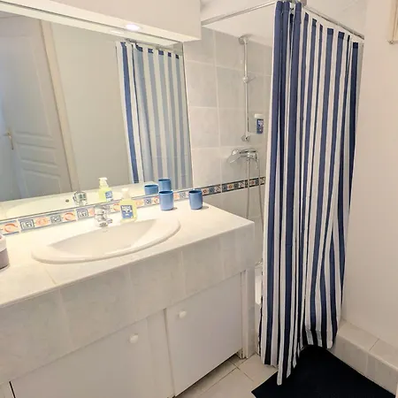 Ref Milton By Palmes D Or